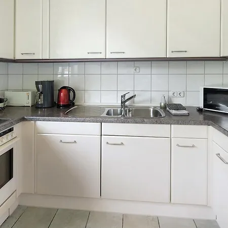 Sonne 110 Qm Mit Grosser Terrasse דירה *