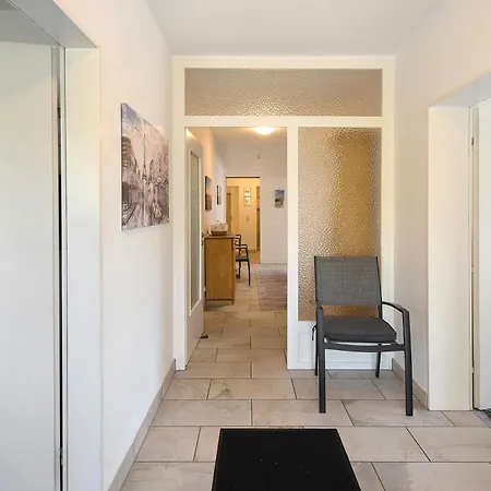 Sonne 110 Qm Mit Grosser Terrasse דירה *